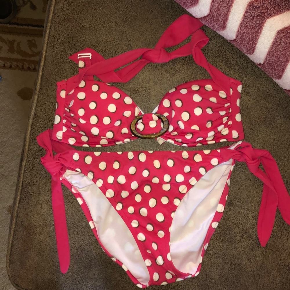 Bathing suit
